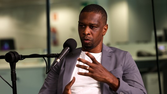 'Toca e Passa': Coordenador da seleção, Juan Santos fala de planos para amistoso no Maracanã e fases de Neymar e Endrick 'Toca e Passa': Coordenador da seleção, Juan Santos fala de planos para amistoso no Maracanã e fases de Neymar e Endrick